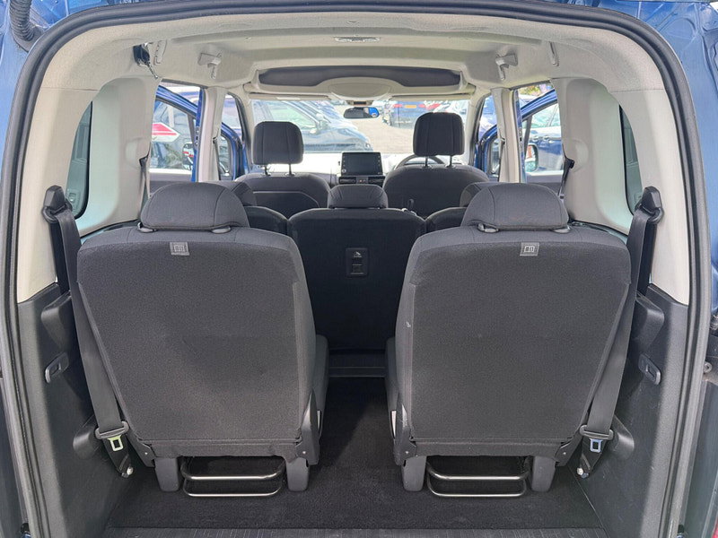 Vauxhall Combo Life 1.5 Turbo D BlueInjection Energy MPV 5dr Diesel Manual Euro 6 (s/s) (7 Seat) (100 ps) 5dr Manual 2026