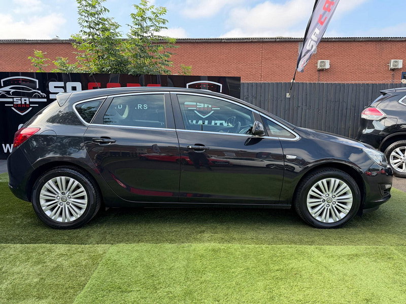 Vauxhall Astra 1.6 CDTi ecoFLEX Excite Hatchback 5dr Diesel Manual Euro 6 (s/s) (110 ps) 5dr Manual 2026
