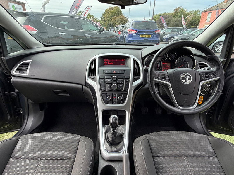 Vauxhall Astra 1.6i SRi Hatchback 5dr Petrol Manual Euro 6 (115 ps) 5dr Manual 2026