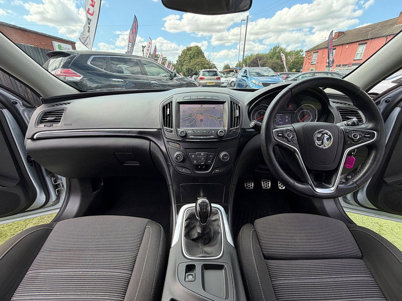 Vauxhall Insignia 1.8i SRi Nav Hatchback 5dr Petrol Manual Euro 6 (140 ps) 5dr Manual 2026