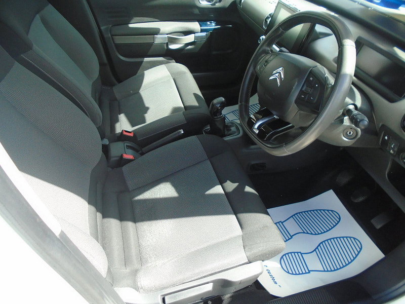Citroen C4 Cactus 1.6 BlueHDi Feel Hatchback 5dr Diesel Manual Euro 6 (s/s) (100 ps) 5dr Manual 2026