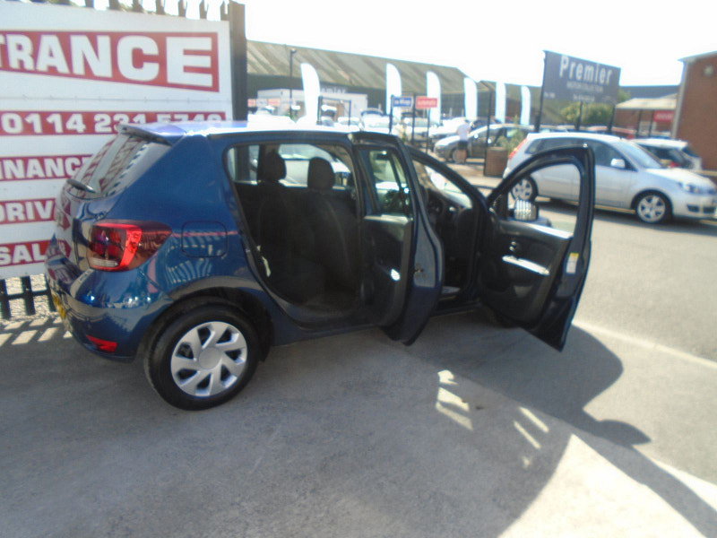 Dacia Sandero 0.9 TCe Essential Hatchback 5dr Petrol Manual Euro 6 (s/s) (90 ps) 5dr Manual 2026