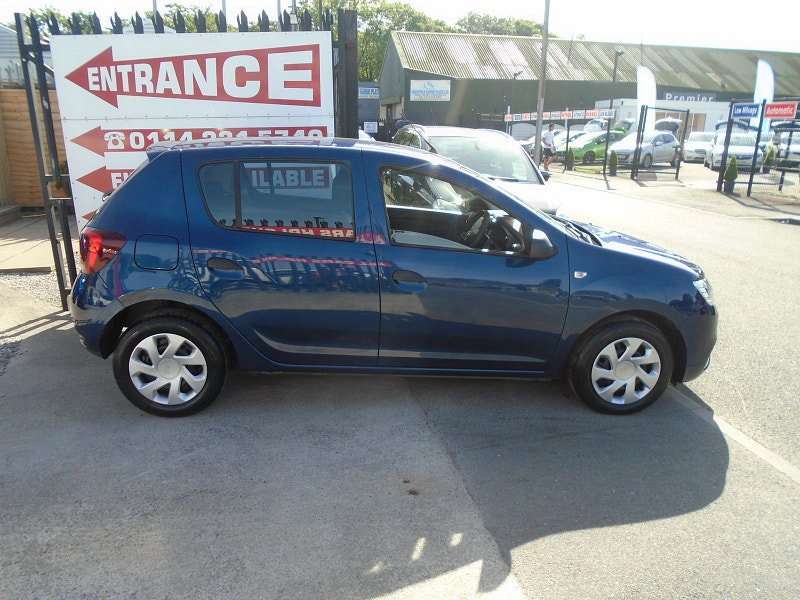 Dacia Sandero 0.9 TCe Essential Hatchback 5dr Petrol Manual Euro 6 (s/s) (90 ps) 5dr Manual 2026