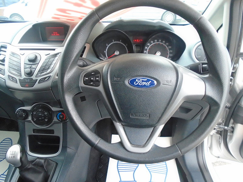Ford Fiesta 1.4 Edge Hatchback 3dr Petrol Manual (133 g/km, 94 bhp) 3dr Manual 2026