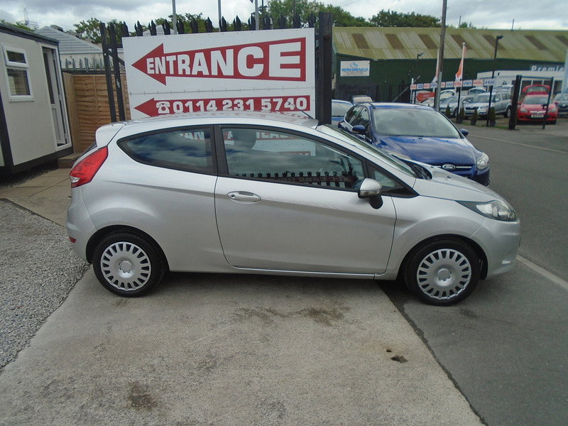 Ford Fiesta 1.4 Edge Hatchback 3dr Petrol Manual (133 g/km, 94 bhp) 3dr Manual 2026