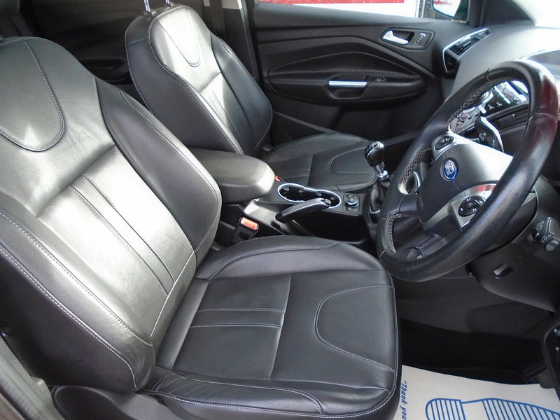 Ford Kuga 2.0 TDCi Titanium X SUV 5dr Diesel Manual 2WD Euro 6 (s/s) (150 ps) 5dr Manual 2026