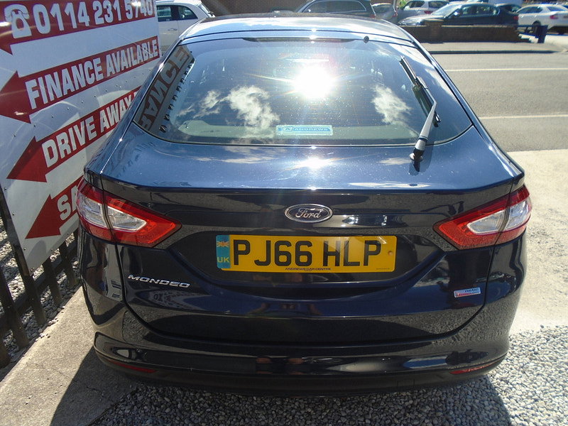 Ford Mondeo 1.5 TDCi ECOnetic Zetec Hatchback 5dr Diesel Manual Euro 6 (s/s) (120 ps) 5dr Manual 2026