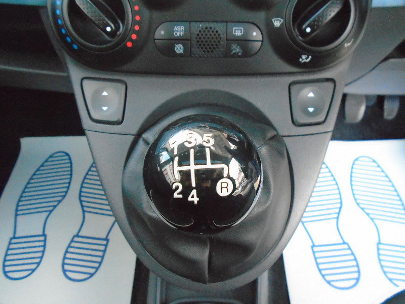 Fiat 500 lounge 3dr Manual 2026