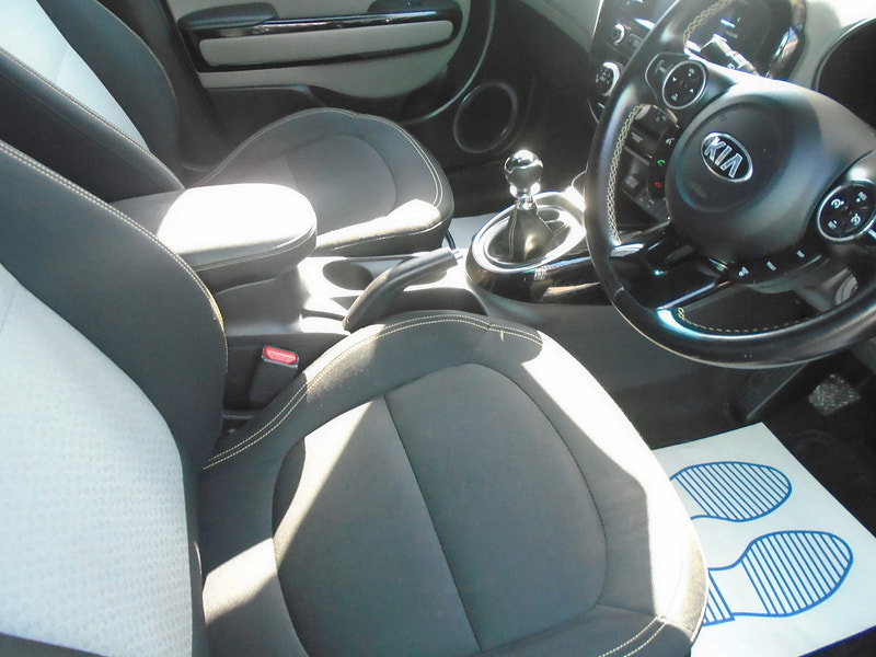 Kia Soul 1.6 GDi Connect SUV 5dr Petrol Manual Euro 5 (130 bhp) 5dr Manual 2026