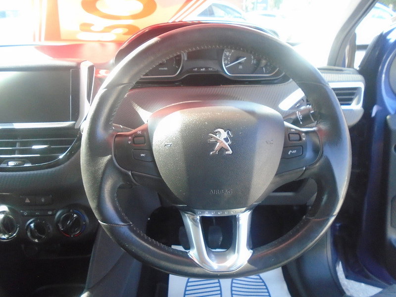 Peugeot 208 1.2 PureTech Active Hatchback 5dr Petrol Manual Euro 6 (82 ps) 5dr Manual 2026