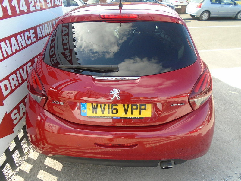 Peugeot 208 1.2 PureTech GT Line Hatchback 5dr Petrol Manual Euro 6 (s/s) (110 ps) 5dr Manual 2026