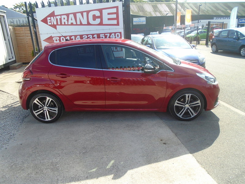 Peugeot 208 1.2 PureTech GT Line Hatchback 5dr Petrol Manual Euro 6 (s/s) (110 ps) 5dr Manual 2026