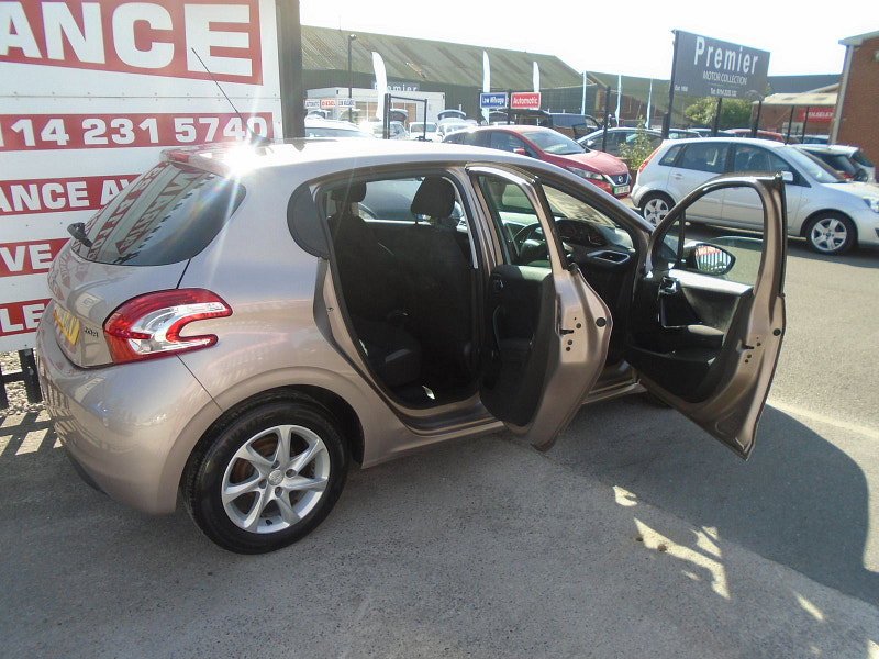 Peugeot 208 1.2 VTi PureTech Active Hatchback 5dr Petrol Manual Euro 5 (82 ps) 5dr Manual 2026