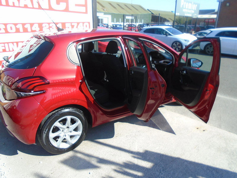 Peugeot 208 1.6 BlueHDi Active Hatchback 5dr Diesel Manual Euro 6 (75 ps) 5dr Manual 2026