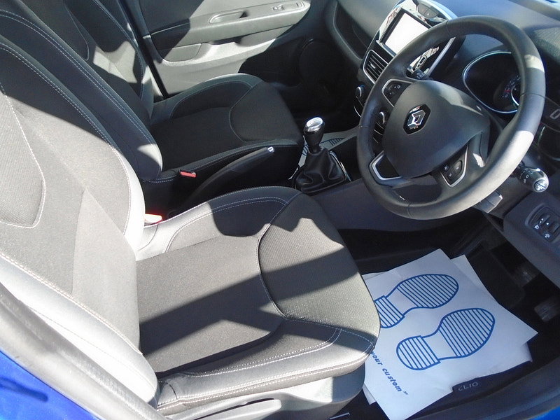 Renault Clio 1.2 16V Dynamique Nav Hatchback 5dr Petrol Manual Euro 6 (75 ps) 5dr Manual 2026