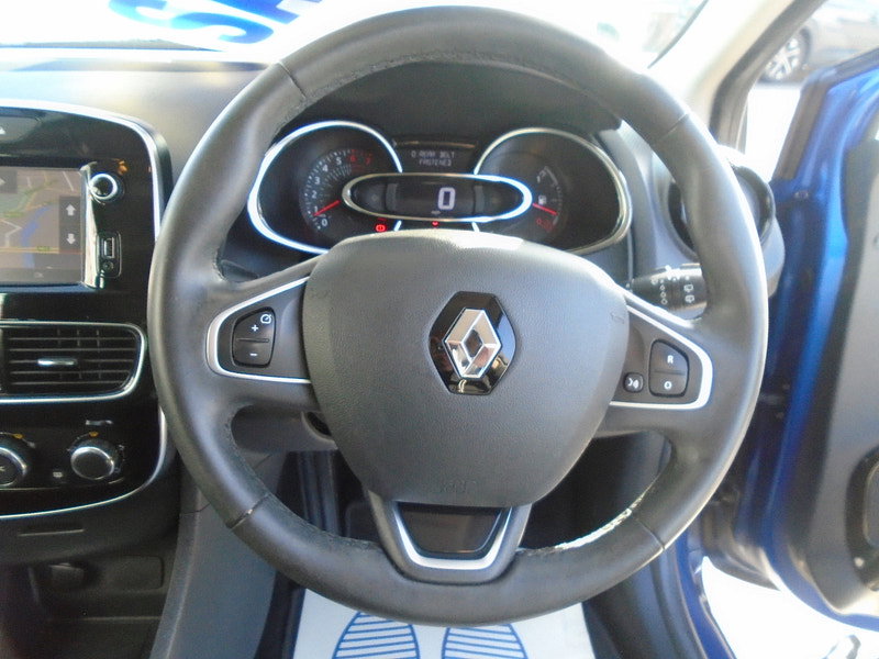 Renault Clio 1.2 16V Dynamique Nav Hatchback 5dr Petrol Manual Euro 6 (75 ps) 5dr Manual 2026