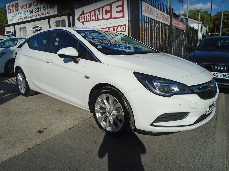 Vauxhall Astra 1.4i Energy Hatchback 5dr Petrol Manual Euro 6 (100 ps) 5dr Manual 2026