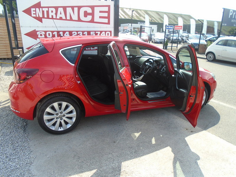 Vauxhall Astra 1.6i Elite Hatchback 5dr Petrol Manual Euro 6 (115 ps) 5dr Manual 2026