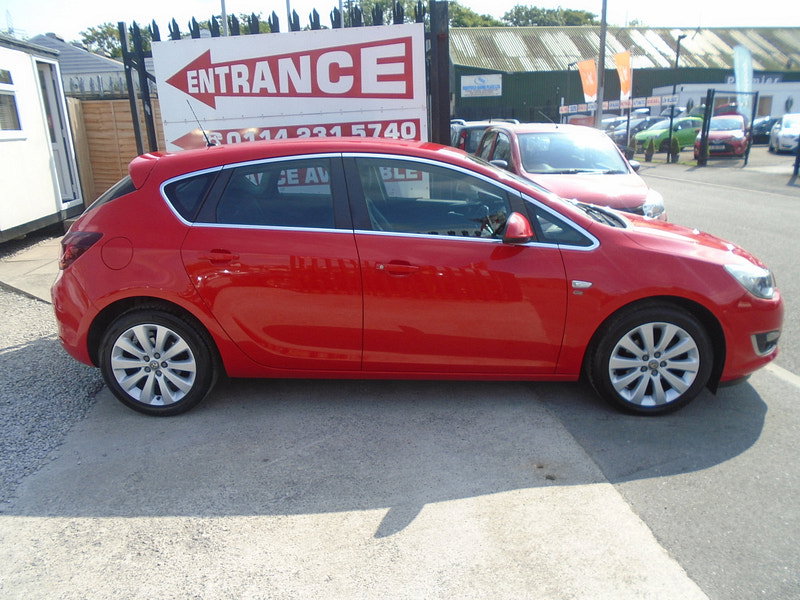 Vauxhall Astra 1.6i Elite Hatchback 5dr Petrol Manual Euro 6 (115 ps) 5dr Manual 2026