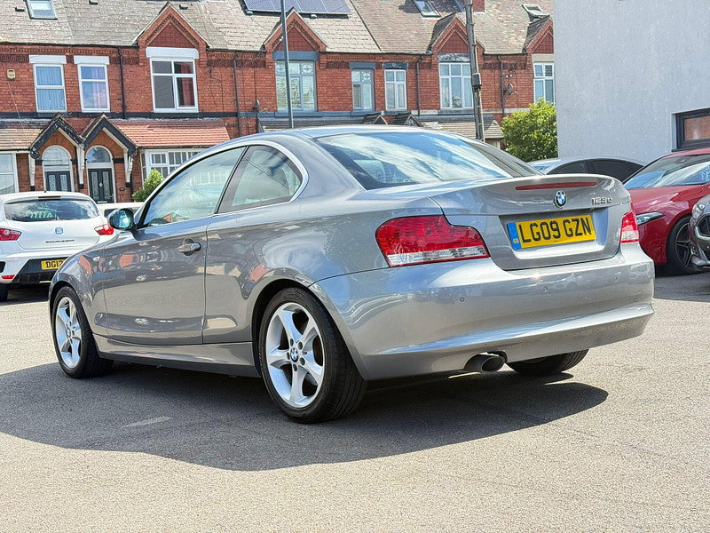 BMW 1 Series 2.0 123d SE Euro 4 2dr 2dr Manual 2026