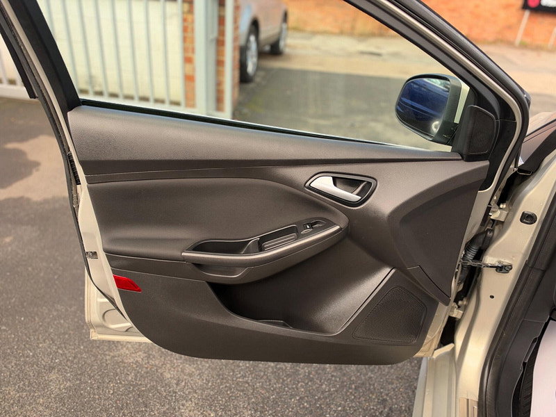 Ford Focus 1.6 TDCi Zetec S Euro 5 (s/s) 5dr 5dr Manual 2026