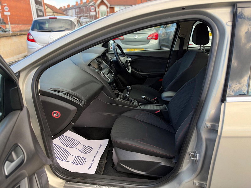 Ford Focus 1.6 TDCi Zetec S Euro 5 (s/s) 5dr 5dr Manual 2026