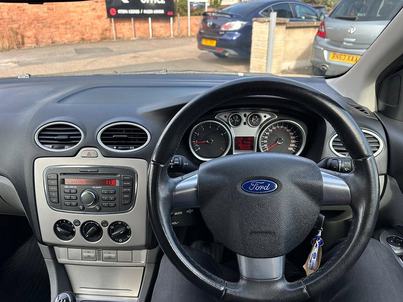 Ford Focus 1.6 Zetec 5dr 5dr Manual 2026