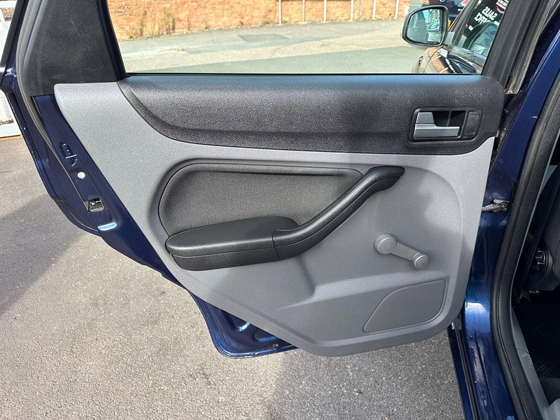 Ford Focus 1.6 Zetec 5dr 5dr Manual 2026