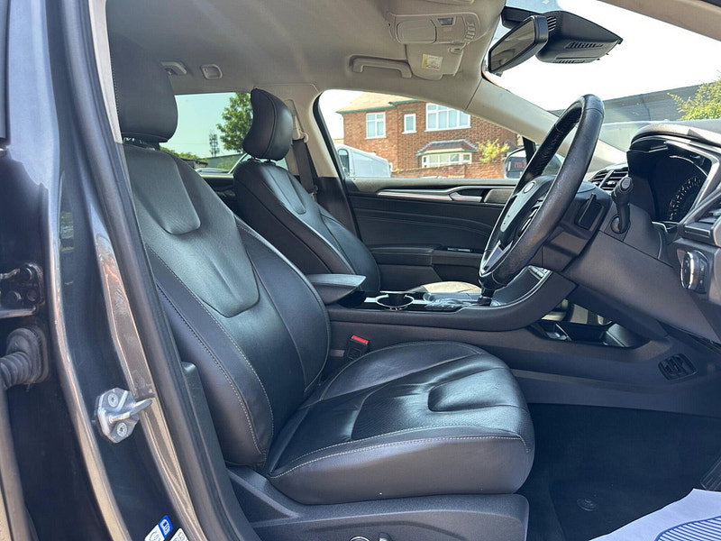 Ford Mondeo 2.0 TDCi Titanium Powershift Euro 6 (s/s) 5dr 5dr Automatic 2026