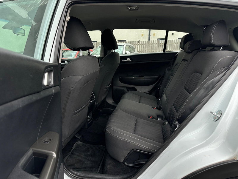 Kia Sportage 1.6 GDi 1 Euro 6 5dr 5dr Manual 2026