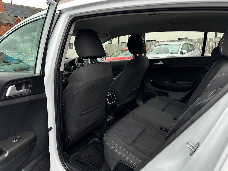 Kia Sportage 1.6 GDi 1 Euro 6 5dr 5dr Manual 2026