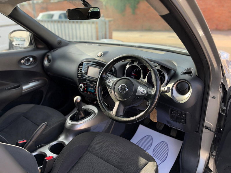 Nissan Juke 1.6 Acenta Premium Euro 5 (s/s) 5dr 5dr Manual 2026