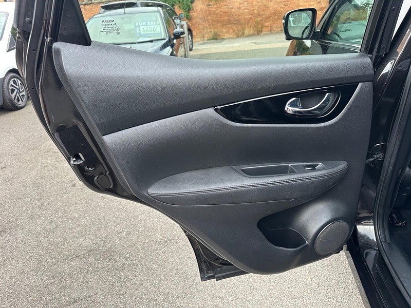 Nissan Qashqai 1.5 dCi Tekna 2WD Euro 5 (s/s) 5dr 5dr Manual 2026