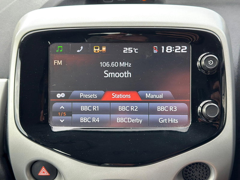 Toyota Aygo 1.0 VVT-i x-play Euro 5 5dr Euro 5 5dr Manual 2026