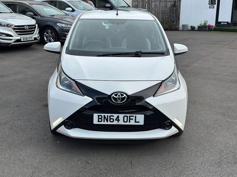 Toyota Aygo 1.0 VVT-i x-play Euro 5 5dr Euro 5 5dr Manual 2026