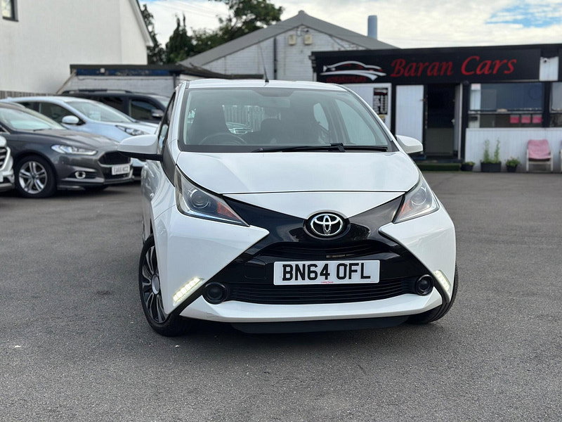 Toyota Aygo 1.0 VVT-i x-play Euro 5 5dr Euro 5 5dr Manual 2026