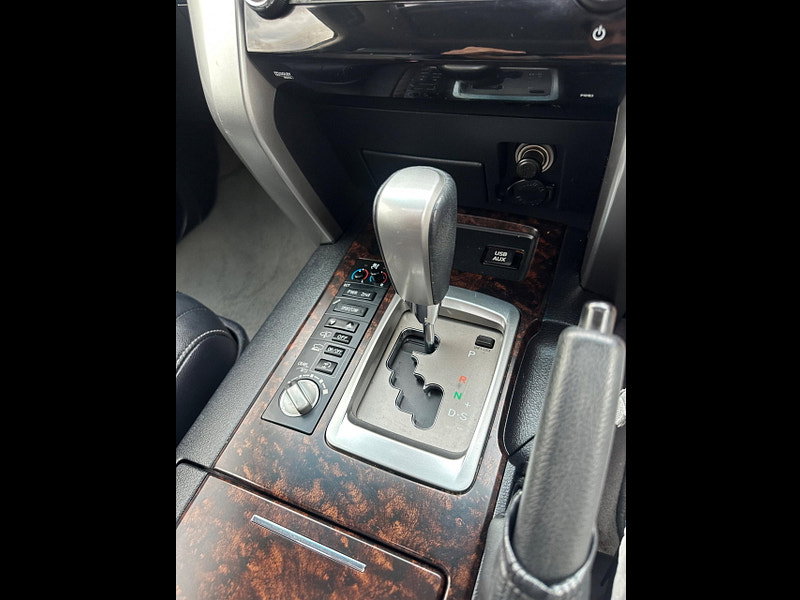 Toyota Land Cruiser 4.5 D-4D V8 Auto 4WD Euro 5 5dr 5dr Automatic 2026