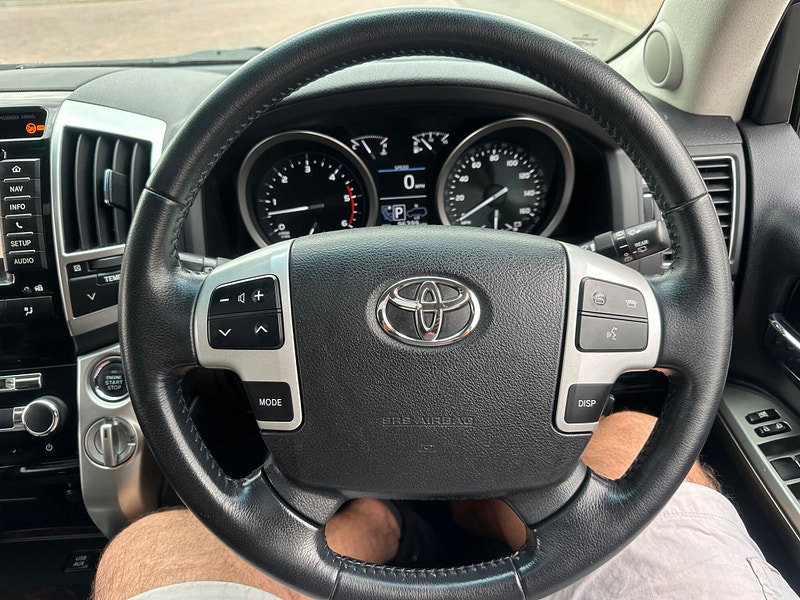 Toyota Land Cruiser 4.5 D-4D V8 Auto 4WD Euro 5 5dr 5dr Automatic 2026