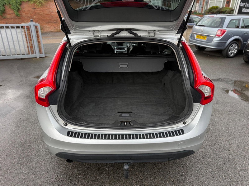 Volvo V60 1.6 D2 SE Lux Euro 5 (s/s) 5dr 5dr Manual 2026