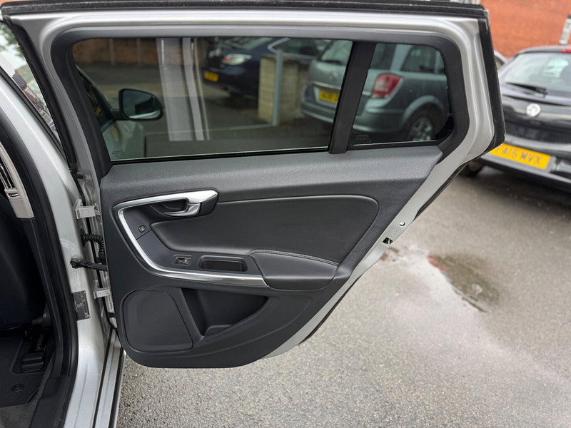 Volvo V60 1.6 D2 SE Lux Euro 5 (s/s) 5dr 5dr Manual 2026