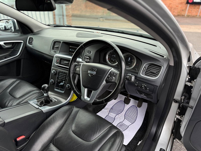 Volvo V60 1.6 D2 SE Lux Euro 5 (s/s) 5dr 5dr Manual 2026