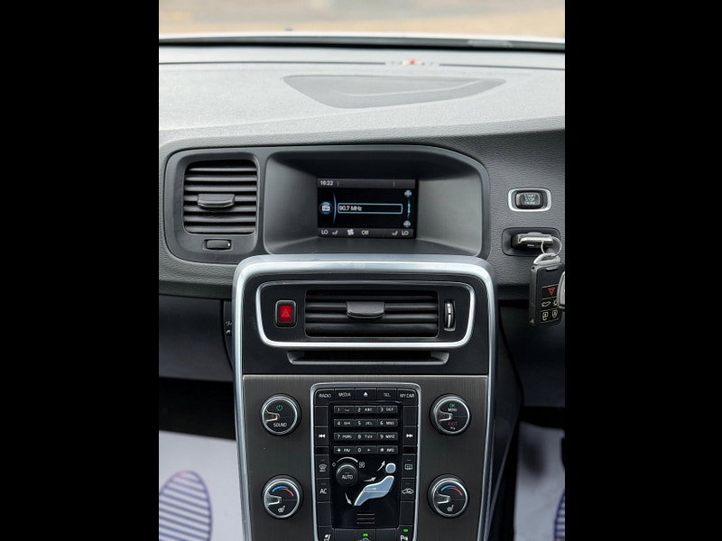 Volvo V60 1.6 D2 SE Lux Euro 5 (s/s) 5dr 5dr Manual 2026