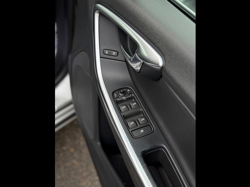 Volvo V60 1.6 D2 SE Lux Euro 5 (s/s) 5dr 5dr Manual 2026