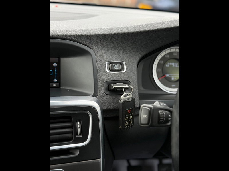 Volvo V60 1.6 D2 SE Lux Euro 5 (s/s) 5dr 5dr Manual 2026