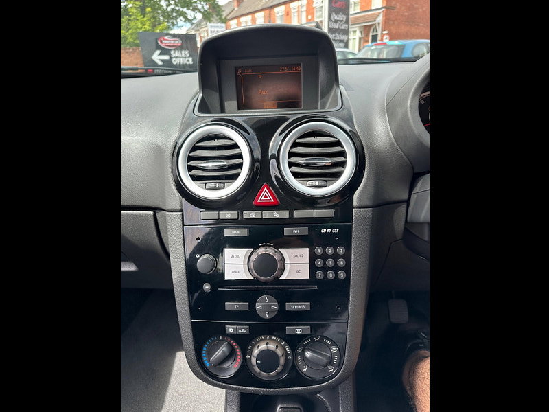 Vauxhall Corsa 1.4 16V Excite Euro 5 3dr (A/C) 3dr Manual 2026