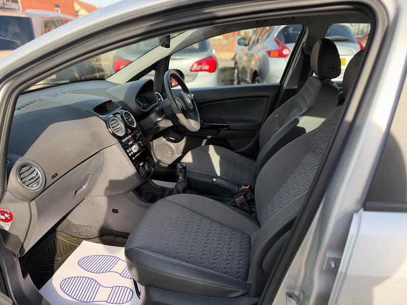 Vauxhall Corsa 1.4 16V SE Euro 5 5dr 5dr Manual 2026