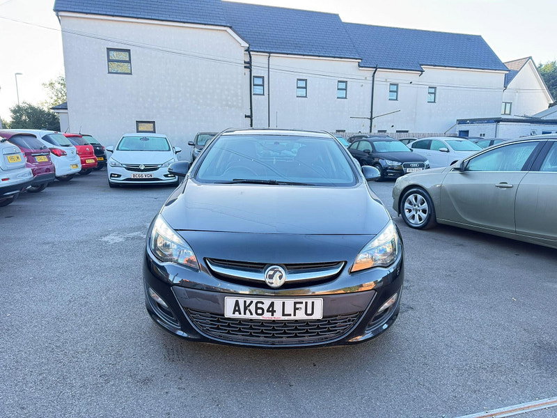 Vauxhall Astra 1.6 16v Excite Euro 5 5dr 5dr Manual 2026