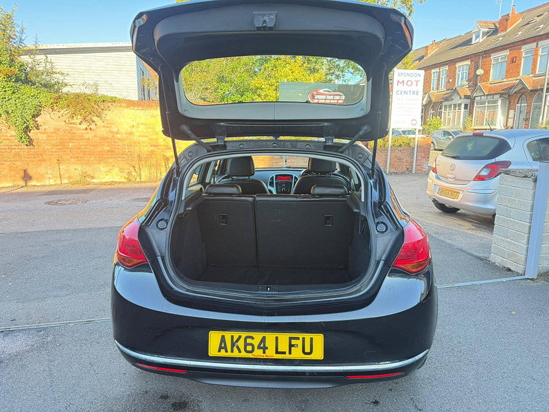 Vauxhall Astra 1.6 16v Excite Euro 5 5dr 5dr Manual 2026