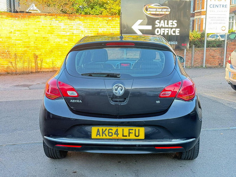 Vauxhall Astra 1.6 16v Excite Euro 5 5dr 5dr Manual 2026