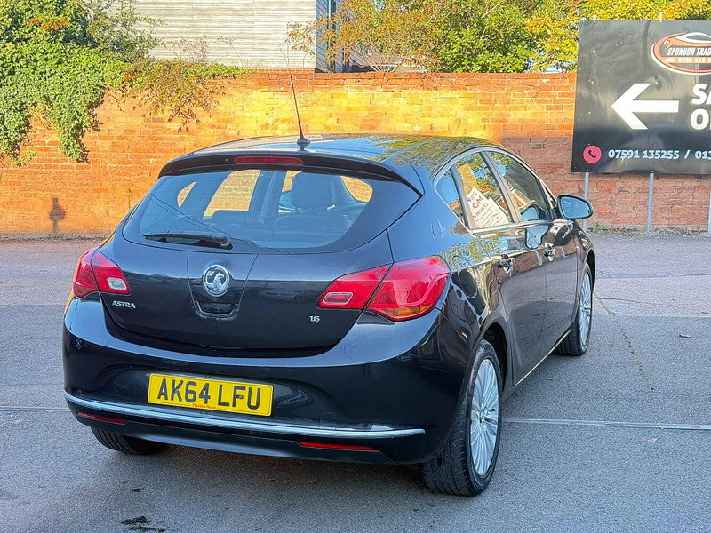 Vauxhall Astra 1.6 16v Excite Euro 5 5dr 5dr Manual 2026